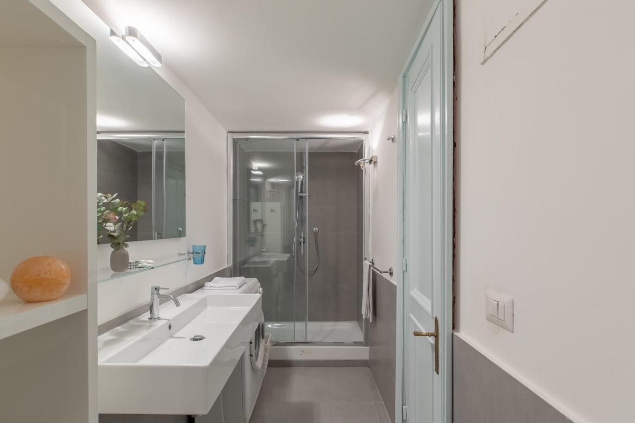 Iflat Pantheon Historic Two-Story Apartment 罗马 外观 照片