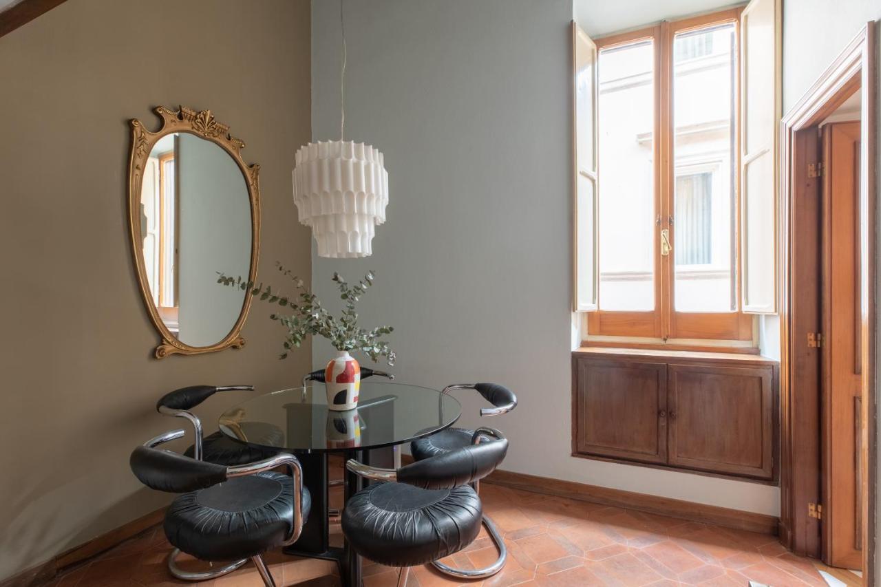 Iflat Pantheon Historic Two-Story Apartment 罗马 外观 照片